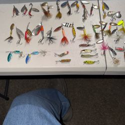 COLLECTIBLE VINTAGE & ANTIQUE LURES 