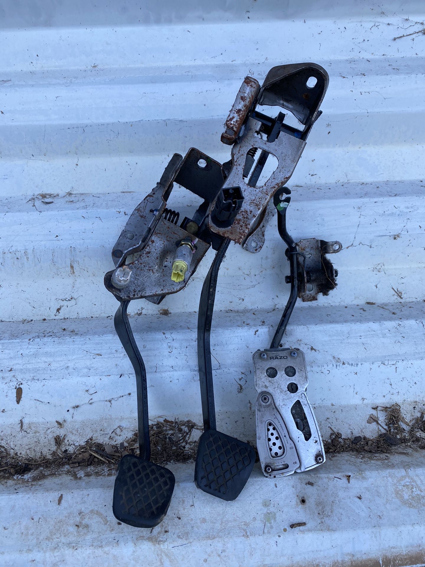 Acura RSX manual clutch, brake and gas acceleration pedal