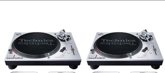 A Pair of Technics SL-1200 MK2 Turntable