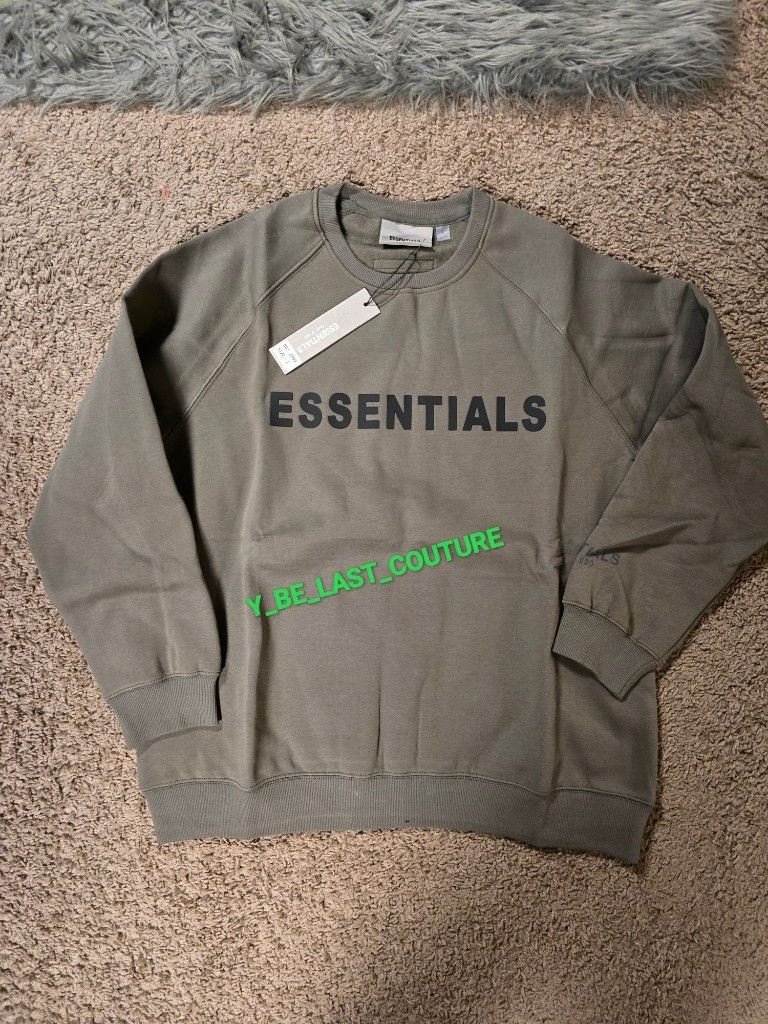 ESSENTIALS SWEATSHIRTS 
