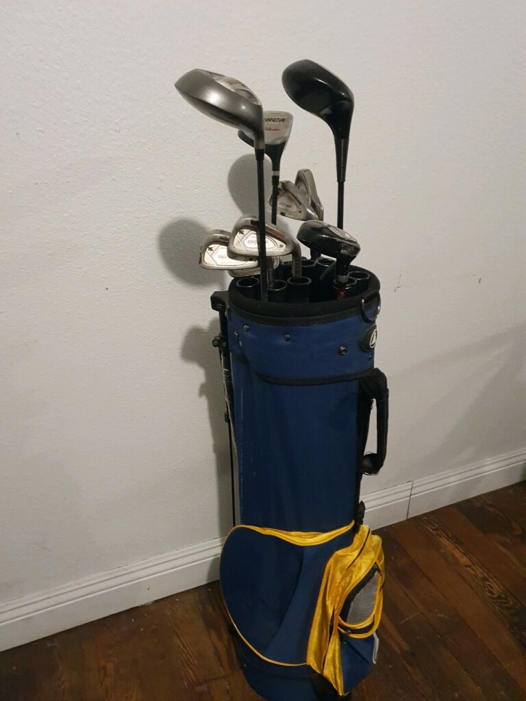 Beginners Special Sale  Bag And 14 Clubs $60