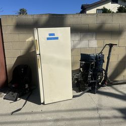 Free in ally king ave and denni st Wilmington near harbor college