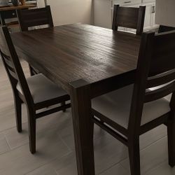 Dining Table With Four Chairs 