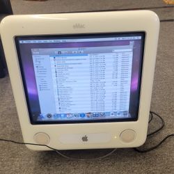 Apple eMac powermac64 Computer