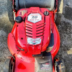 Excellent Condition! Craftsman 7.0 HP Self-Propelled Lawnmower!