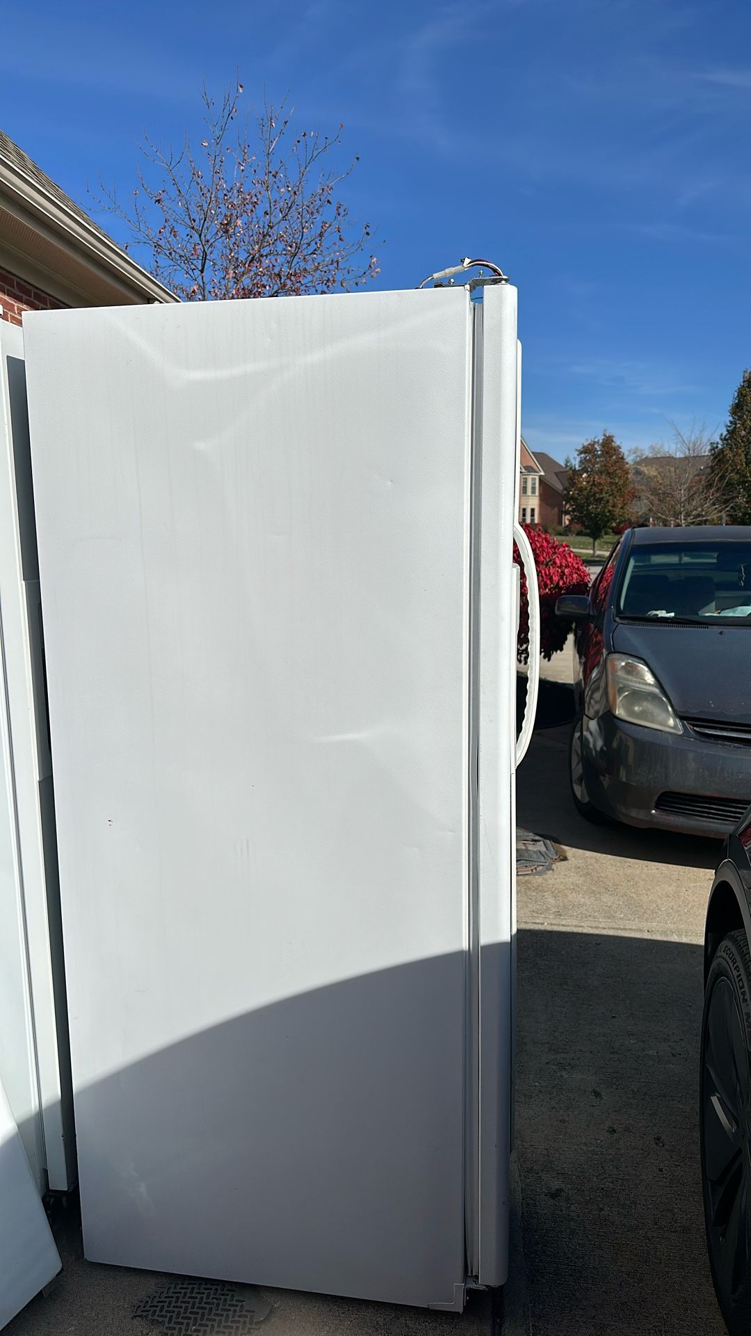 FREE While pool Refrigerator 