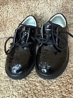 Boy shoes
