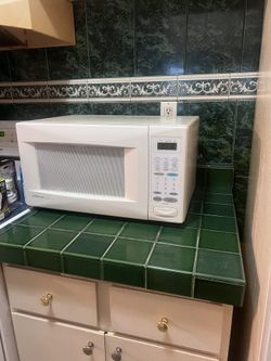 Countertop Microwave