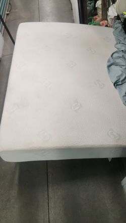 SEALLY MEMORY FOAM -QUEEN MATTRESS
