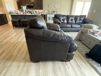 Genuine Italian leather