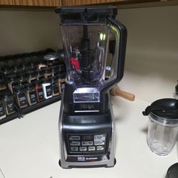 Ninja auto-iq Nutri ninja Duo Blender