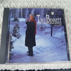 SNOWFALL The TONY BENNETT CHRISTMAS ALBUM  CD My Favorite Things, White, 1994