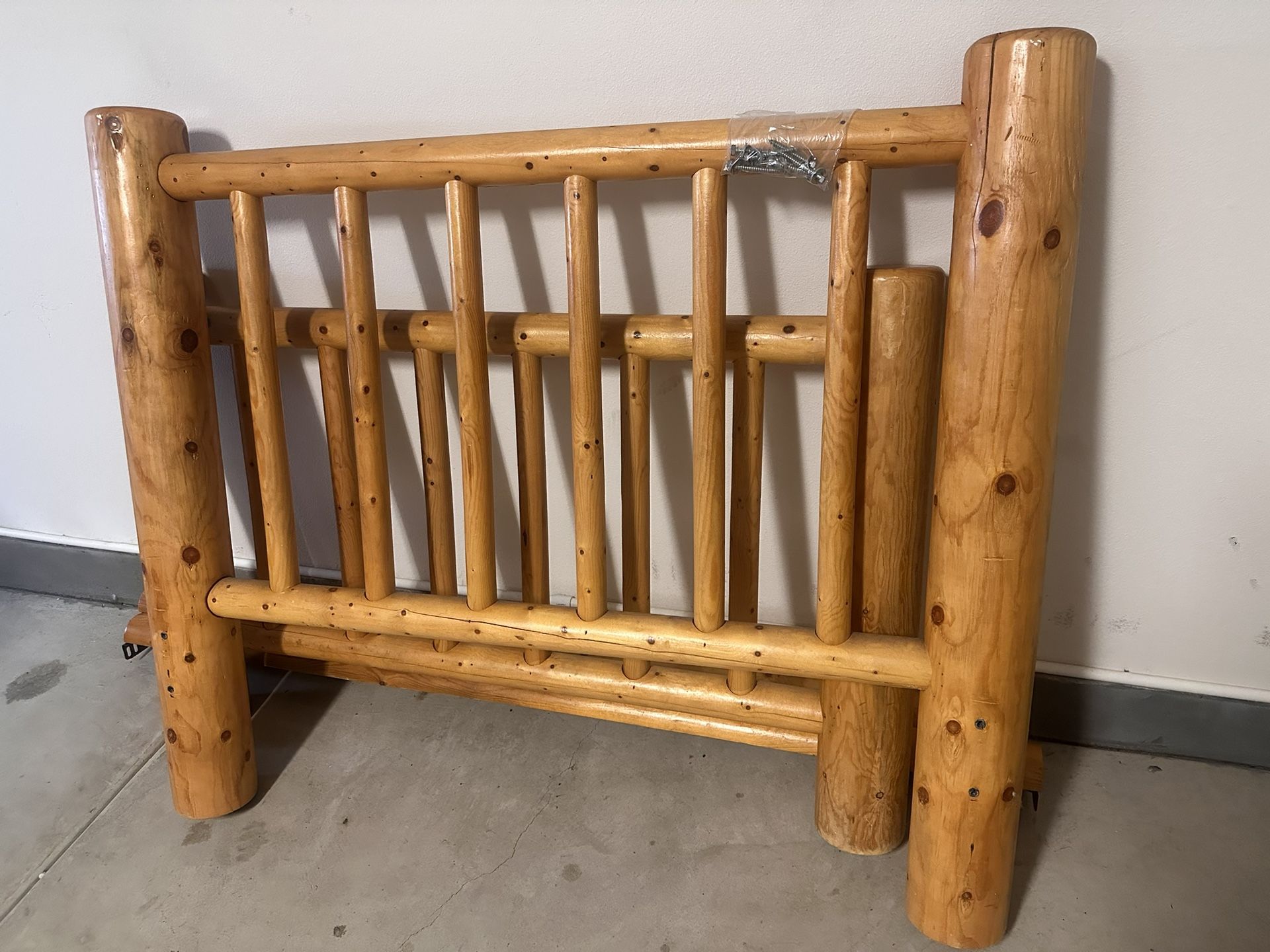 Real Wood Log Bed
