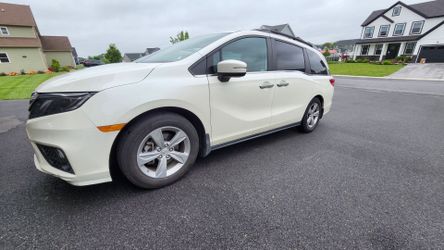 2018 Honda Odyssey EX FWD With