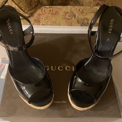 Gucci Vernice Crystal Nero  Size 10