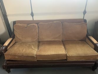 Couch 40$ or best offer!