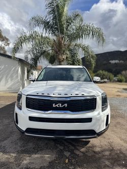2020 KIA Telluride