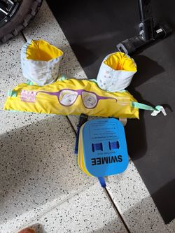 FREE TODDLER SWIMMERS