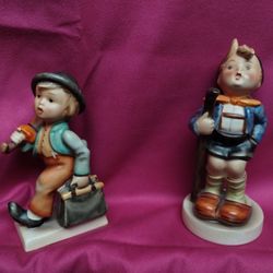 Hummels - Merry Wanderer And Little Hiker