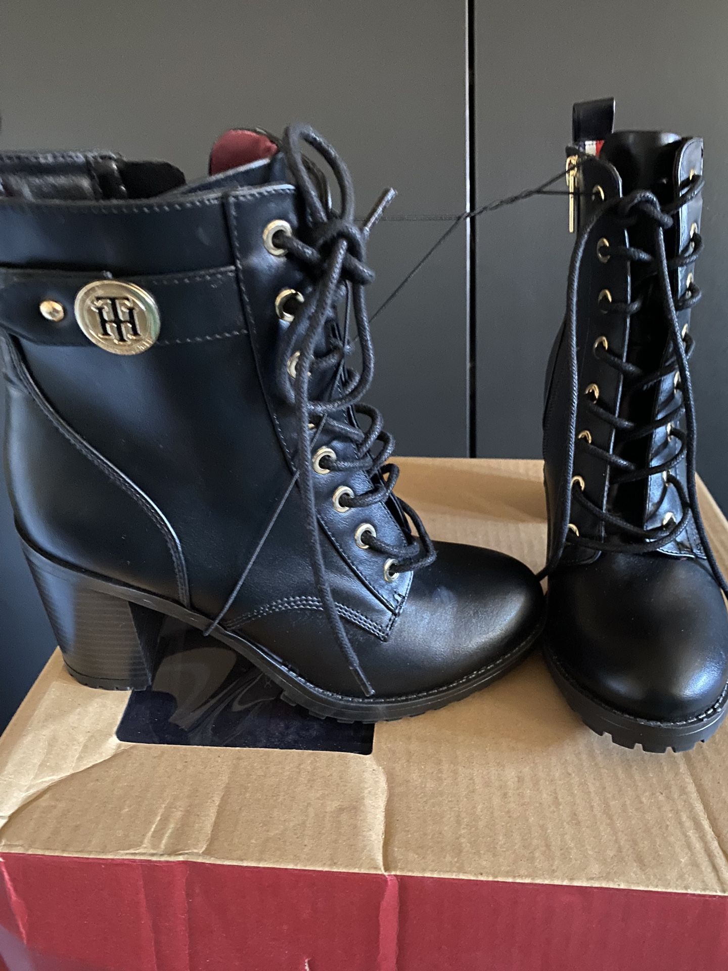 Tommy Hilfiger Boots