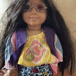 AMERICAN GIRL DOLL WHO IS RETIRED  WEARING  AUTHENTIC AMERICAN GIRL 60's HIPPIE COSTUME  