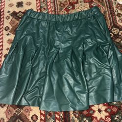 Green Skirt 