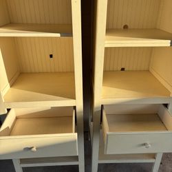 Shelves/nightstands