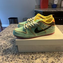 Size 12  Nike Dunk SB Low Rodeo Toumaline SKU HF3058-500 Brand New