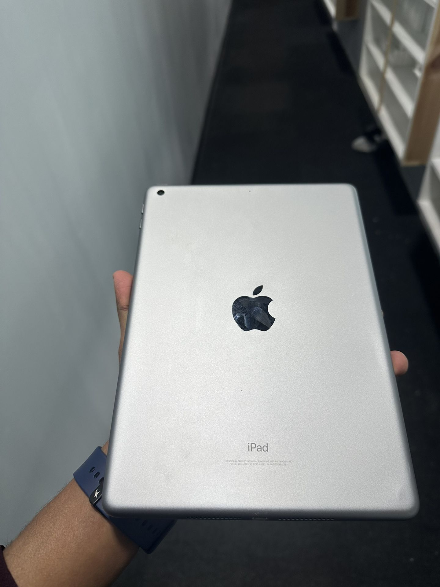 iPad 6th Gen