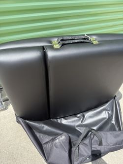 Earth lite Avalon Massage Table