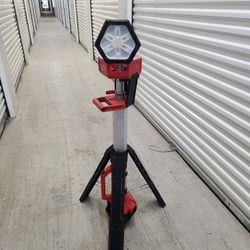 Milwaukee Work Light 