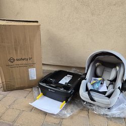 **NEW & UPGRADED** SAFETY 1ST onBoard SLIDE DLX Infant Car Seat w/SafetySlide Base- Easier to Load and Unload