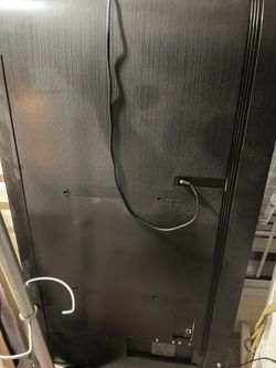 Samsung 65 inch TV (Screen Broken)