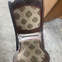 1920’s Rocking Chair 