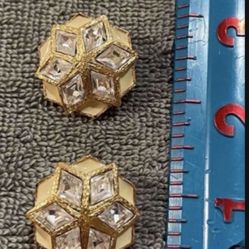 CA. ST. JOHN.  LATE 1990s VINTAGE. CLIP. EARRINGS