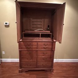 King-size bedroom set