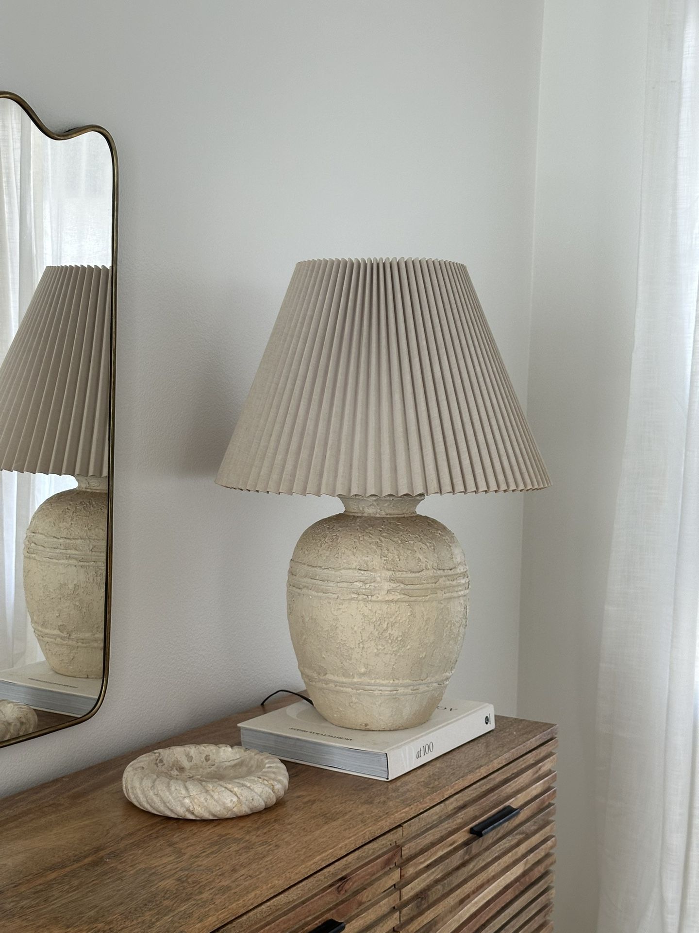 Vintage Postmodern White Plaster Ginger Jar Lamp – Signed & Stamped S & M 1978