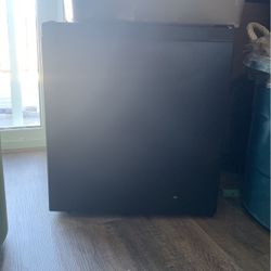 Mini Refrigerator /freezer