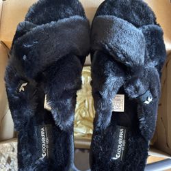 KOOLABURRA by UGG Slippers 