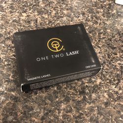 OneTwo Lashes