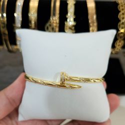 New Braclet Bangels (Jewlery)