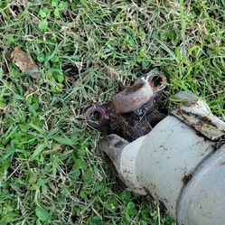 03 Vic Trans And Driveshaft