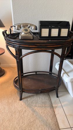 Pier1 Wood Stand