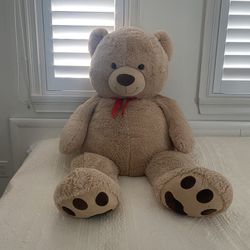 Teddy Bear 55 Inch. 