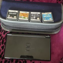Black Nintendo DS Great Working Condition With 4 DS Games