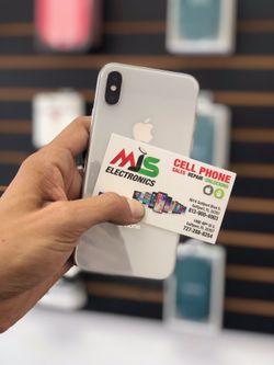 IPHONE X 64GB UNLOCKED