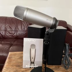 Samson C01U Pro USB Studio Condenser Microphone + Desktop Mic Stand | Silver
