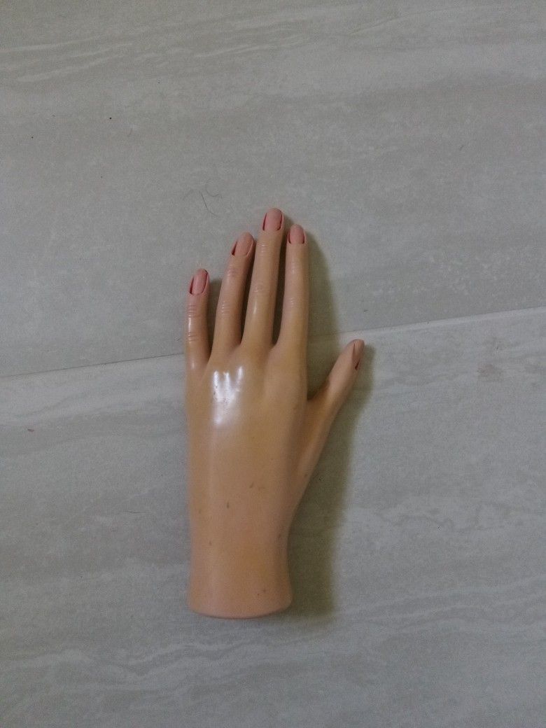 Nail Technician Student Practice Hand Cosmetic Pedicure Nail Supplies