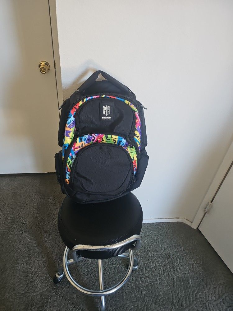 BackPack (Reign)