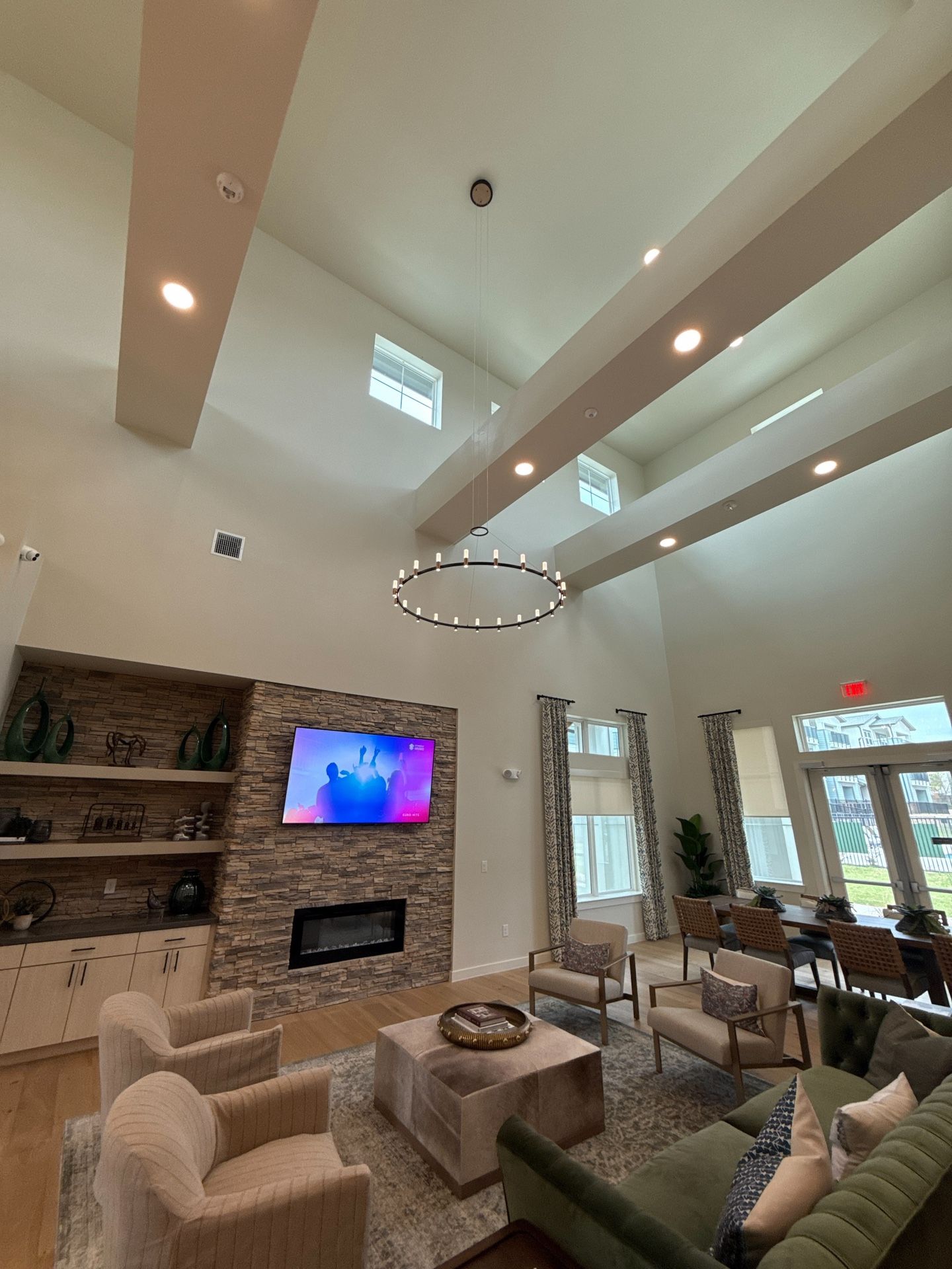 EuroFase Albany 21 light 60” Chandelier ($4k Retail!)